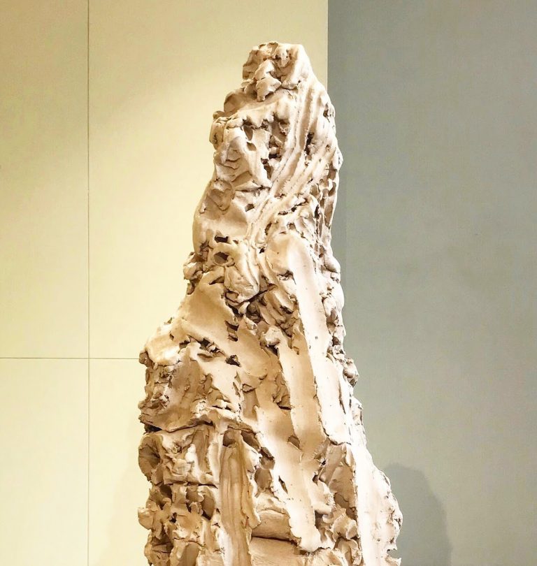Richard Maloy opens in Russia